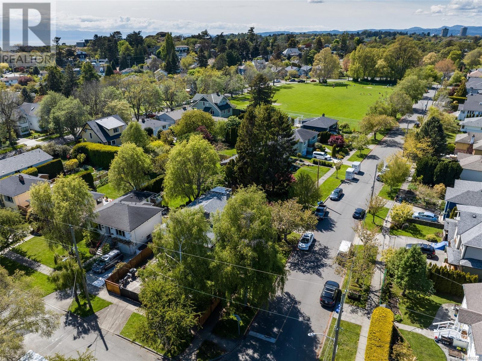1451 Brooke St, Victoria