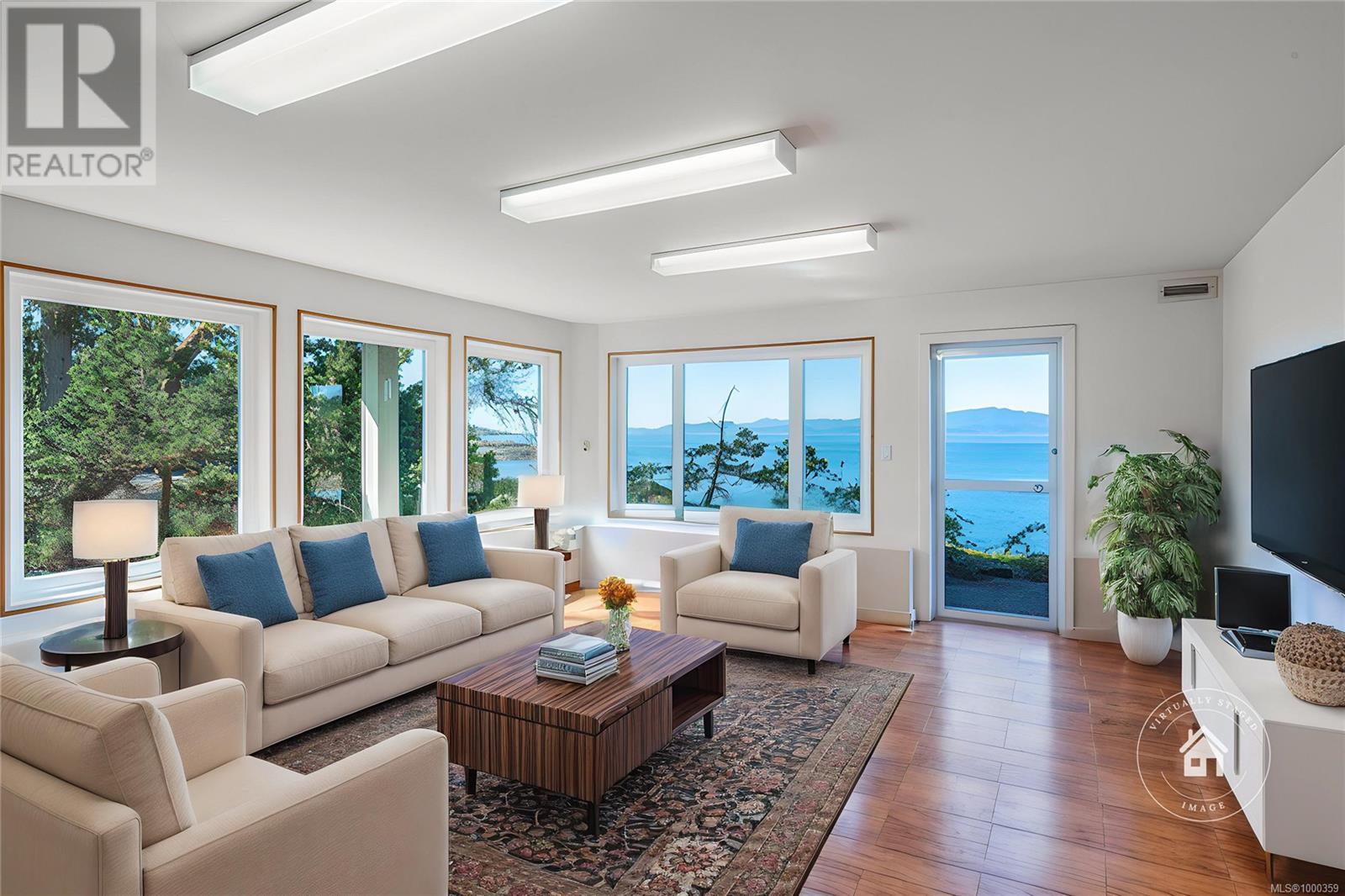 1555 Seacrest Rd, Nanoose Bay