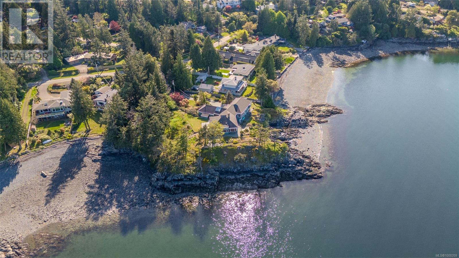 1555 Seacrest Rd, Nanoose Bay