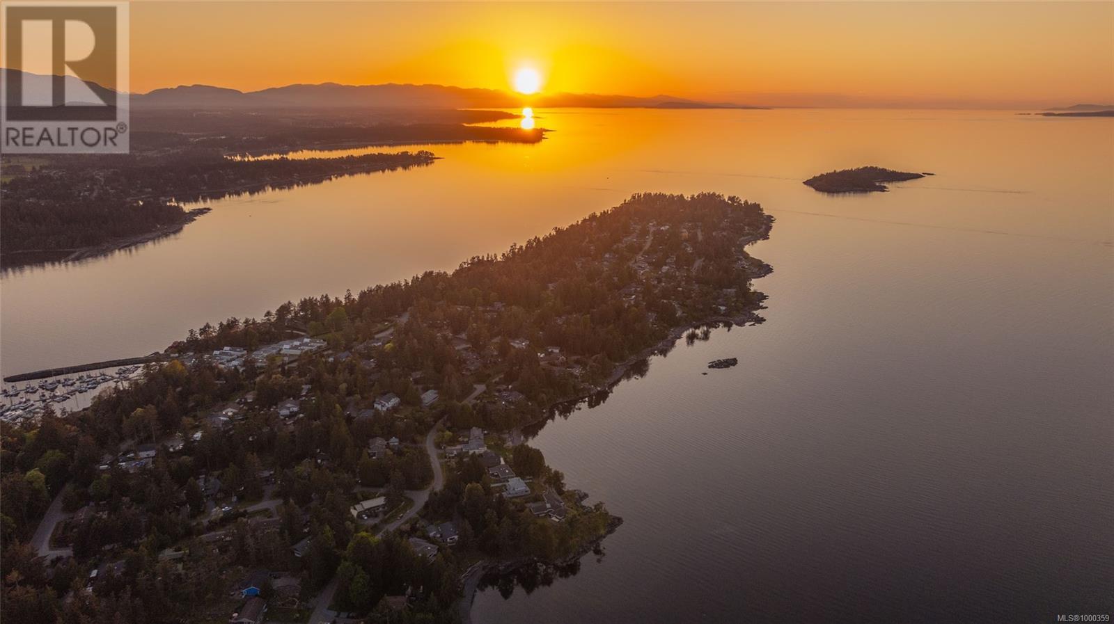 1555 Seacrest Rd, Nanoose Bay