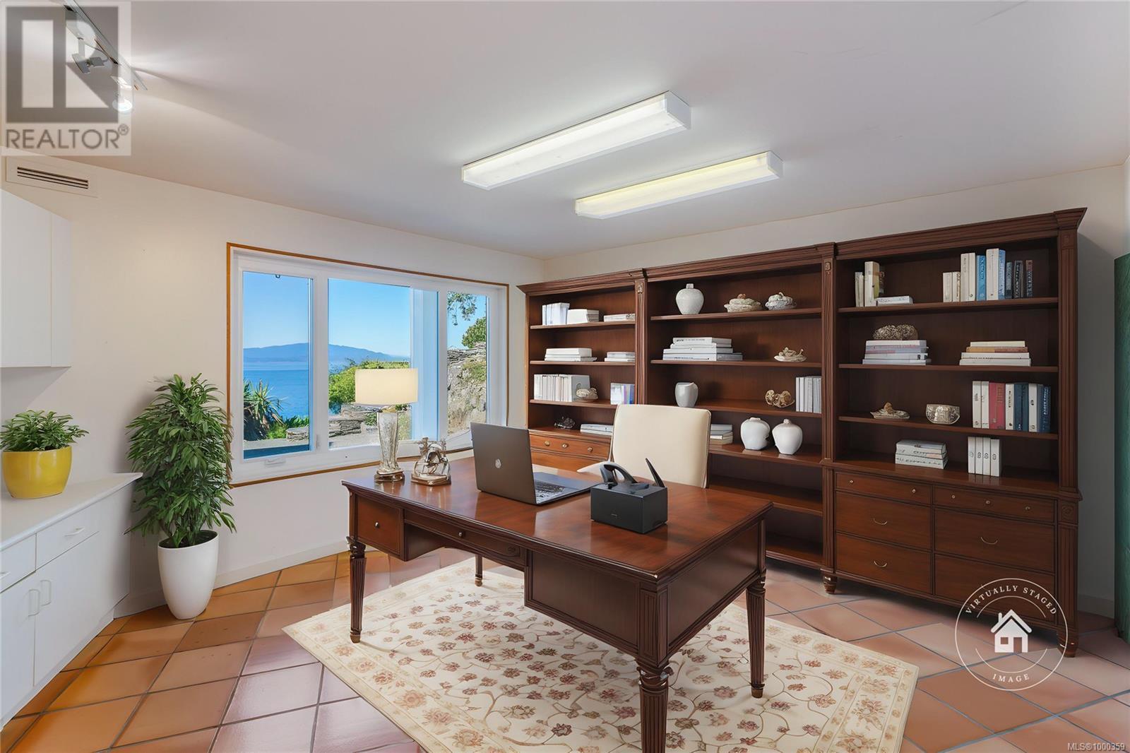 1555 Seacrest Rd, Nanoose Bay