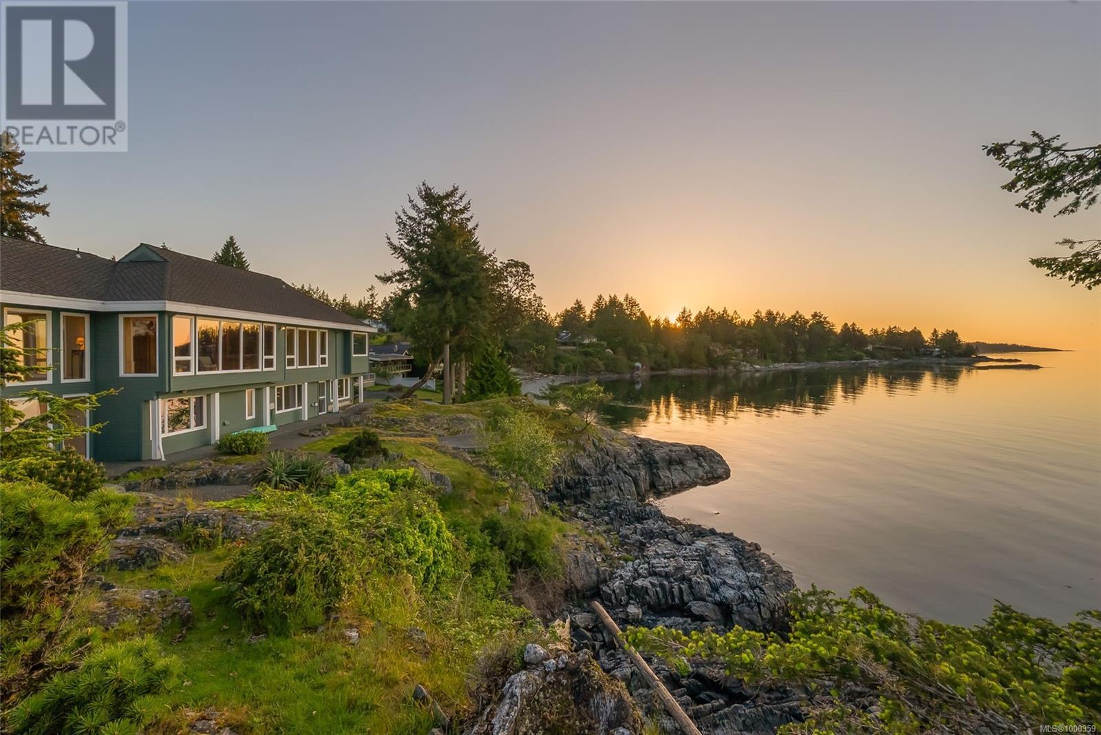 1555 Seacrest Rd, Nanoose Bay