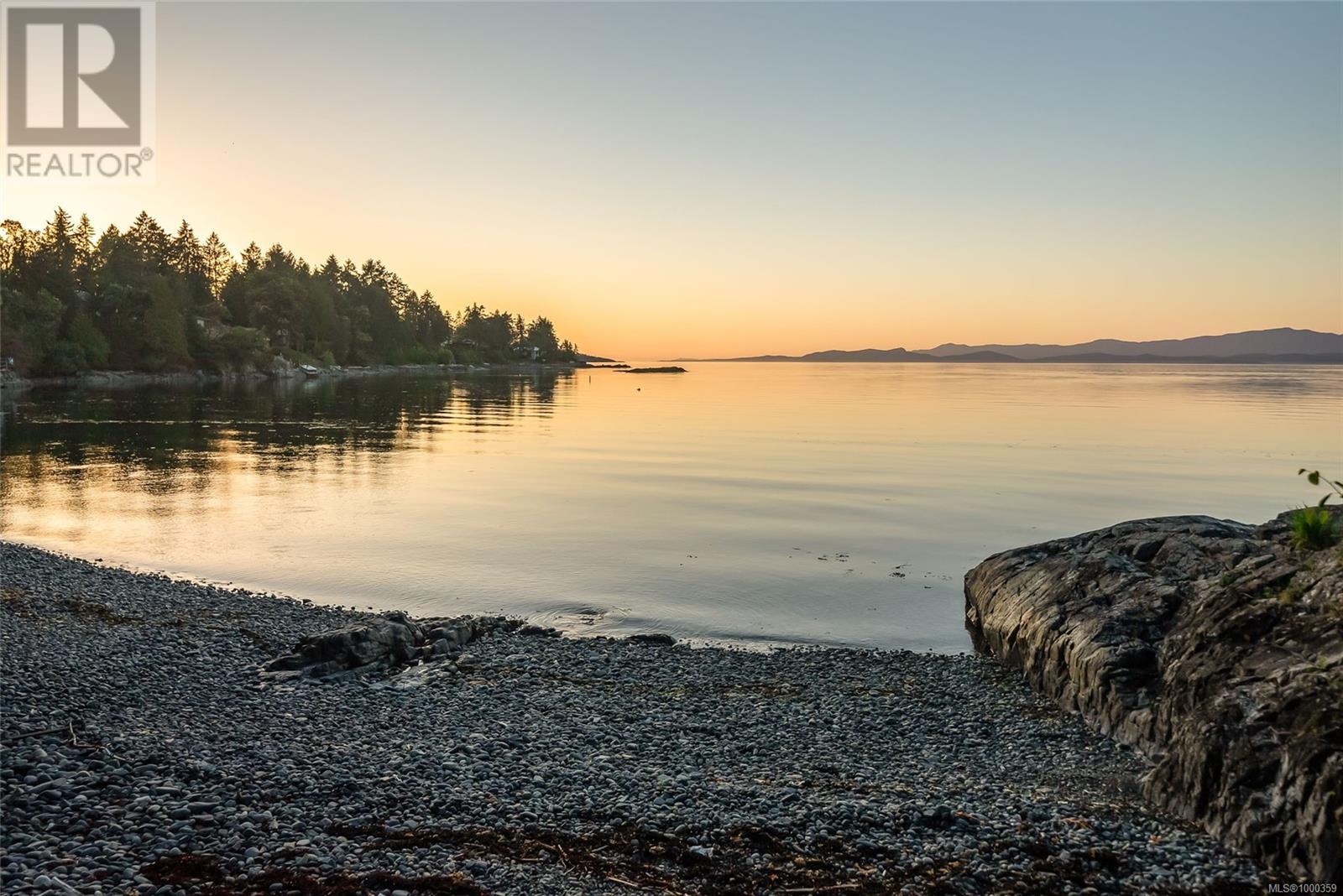 1555 Seacrest Rd, Nanoose Bay