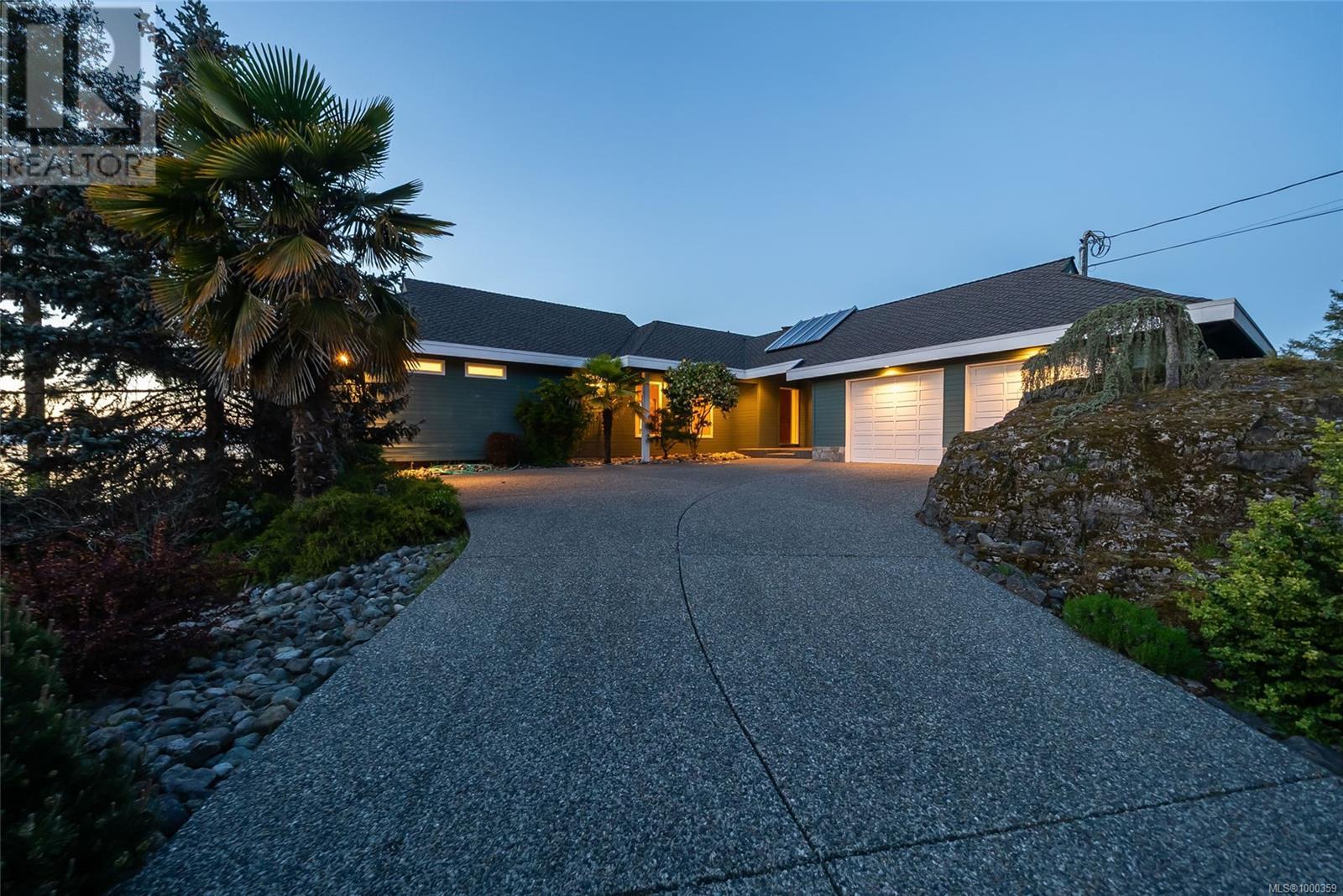 1555 Seacrest Rd, Nanoose Bay