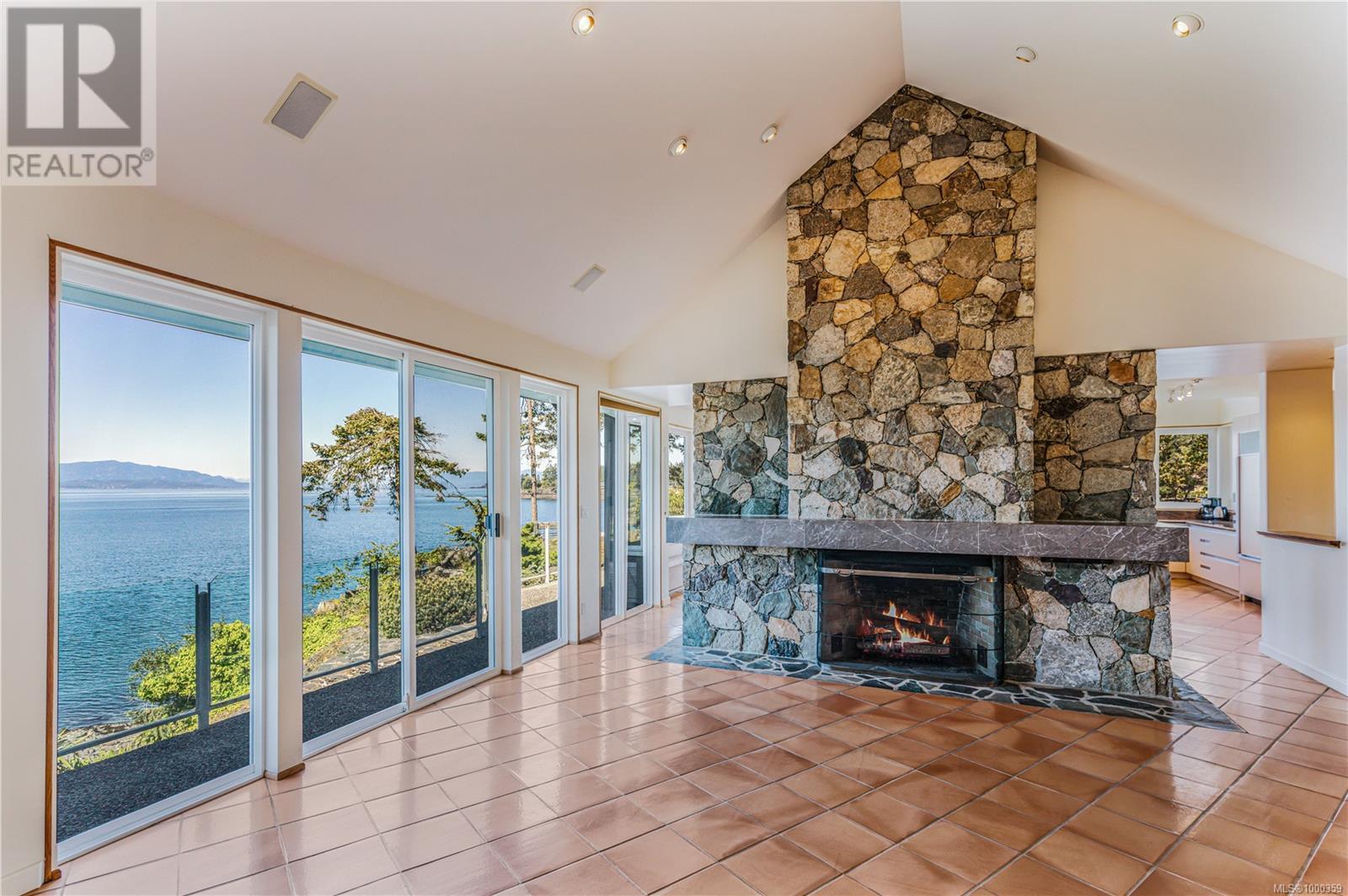 1555 Seacrest Rd, Nanoose Bay