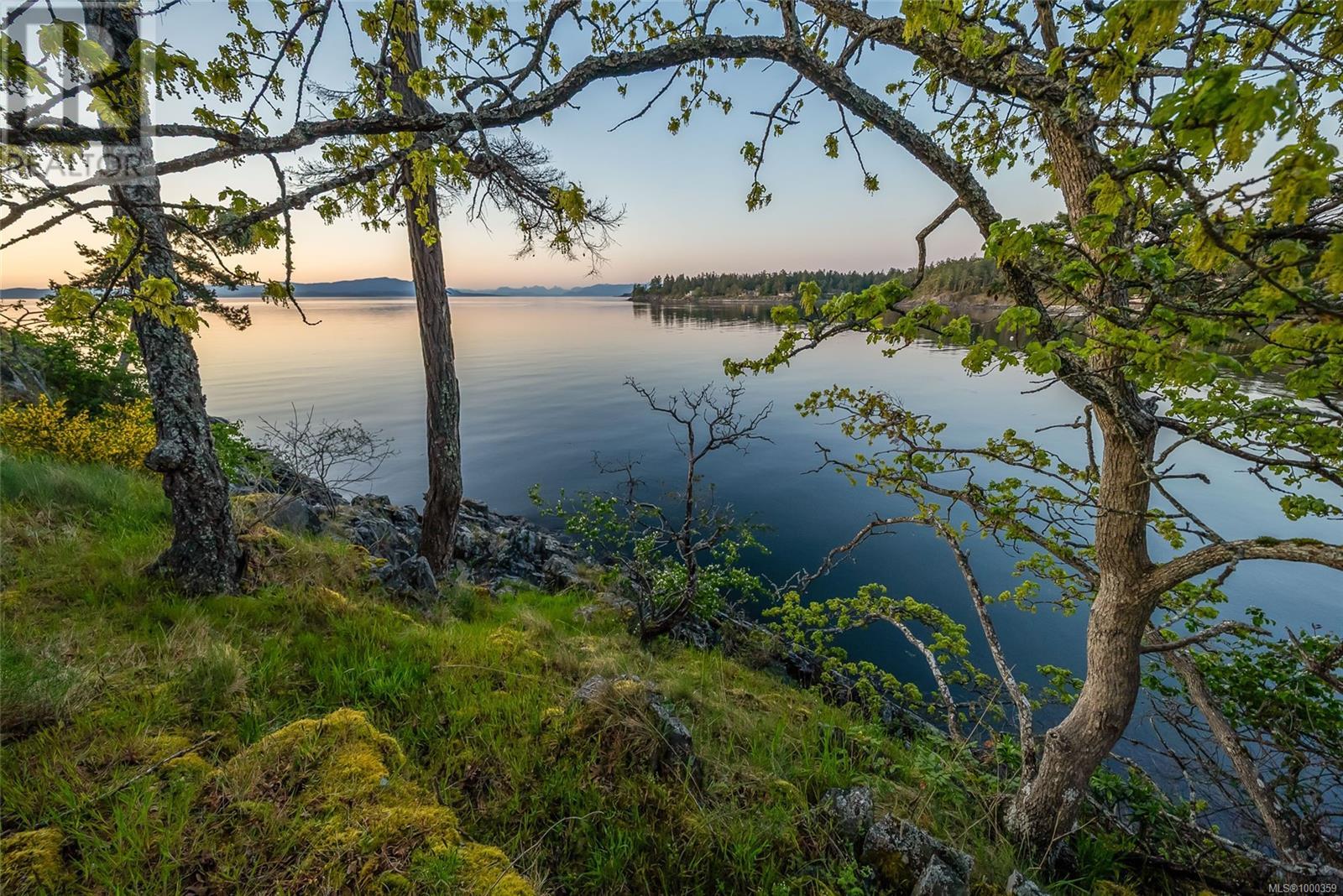 1555 Seacrest Rd, Nanoose Bay