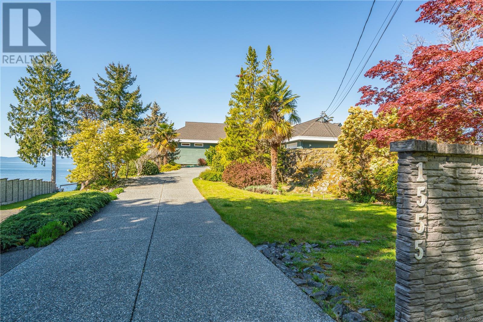 1555 Seacrest Rd, Nanoose Bay