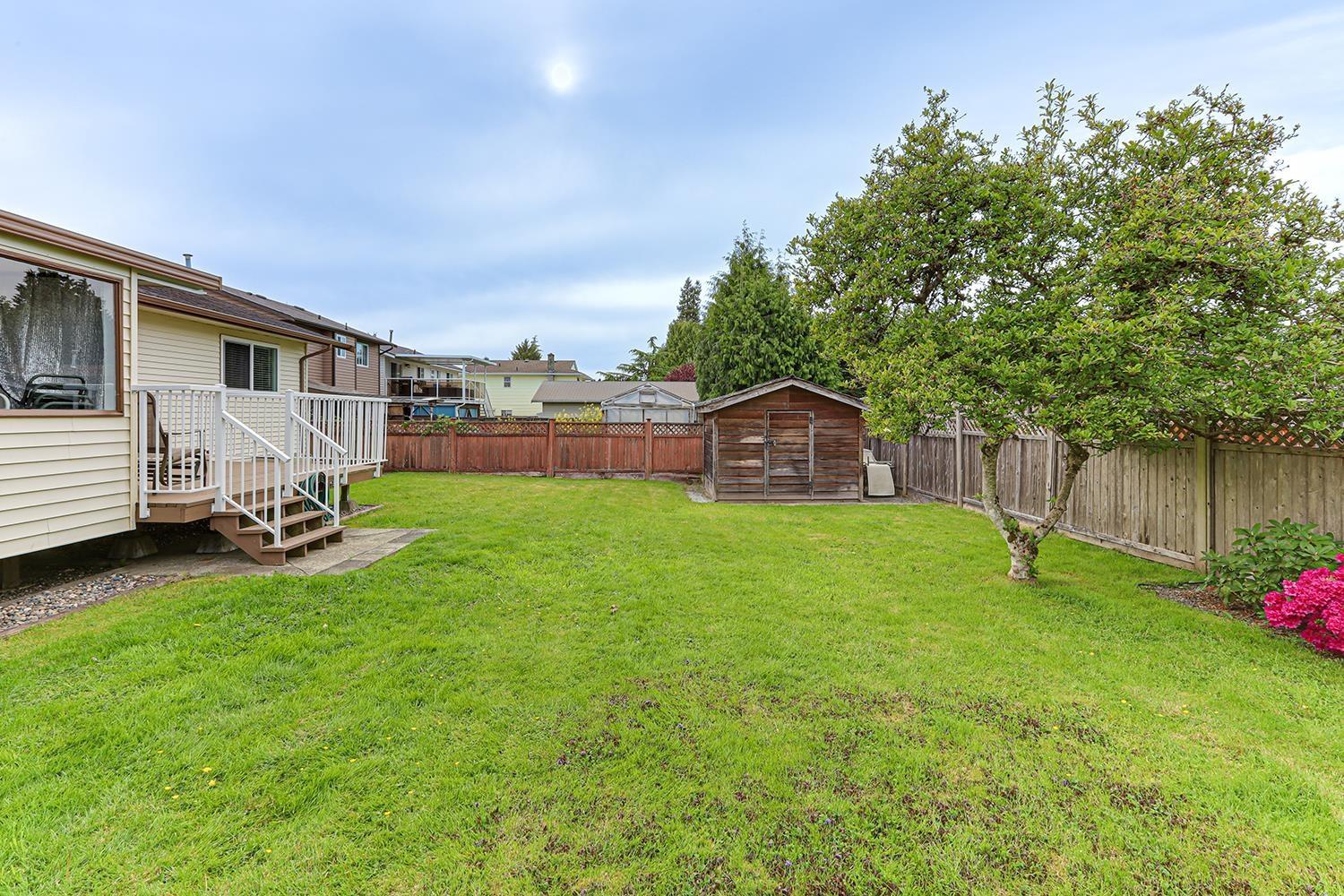 Photo 30 of 20925 51 B Avenue, Langley BC