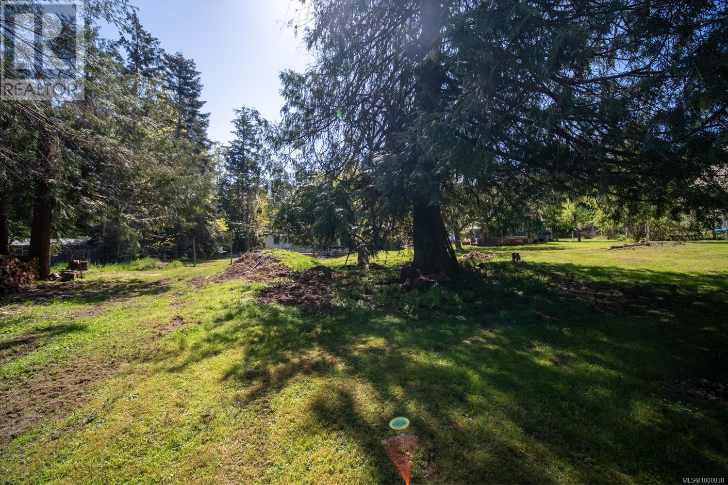 Photo 16 of 6931 Island Hwy W, Bowser BC