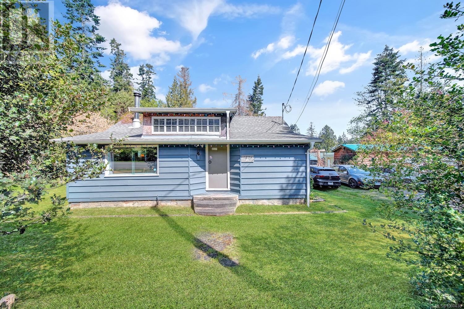 Photo 4 of 6931 Island Hwy W, Bowser BC