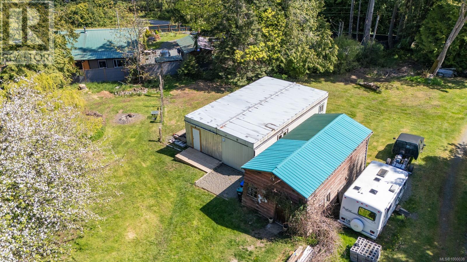 6931 Island Hwy W, Bowser