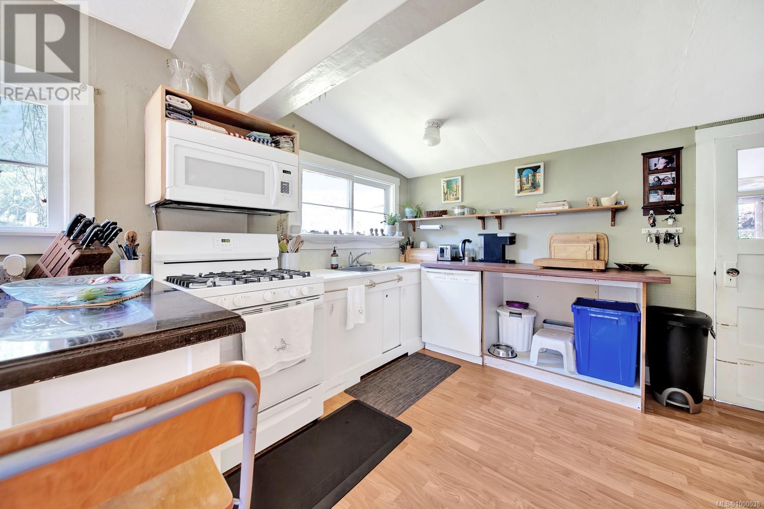 Photo 26 of 6931 Island Hwy W, Bowser BC