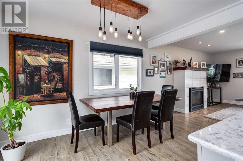 Single Family House 4 Level for Sale in   Avenue SW Rutland Park Calgary 