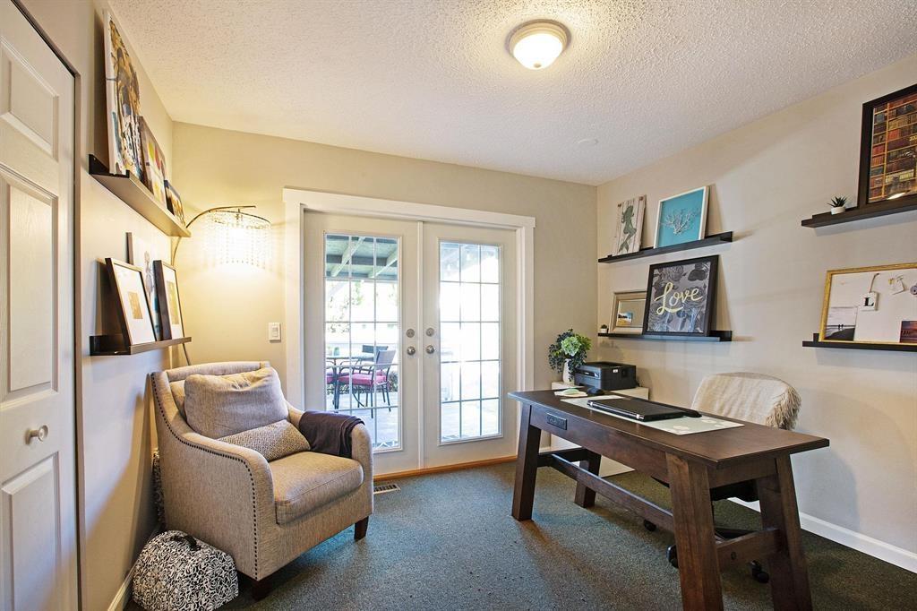 Photo 5 of 4480 203 Street, Langley BC