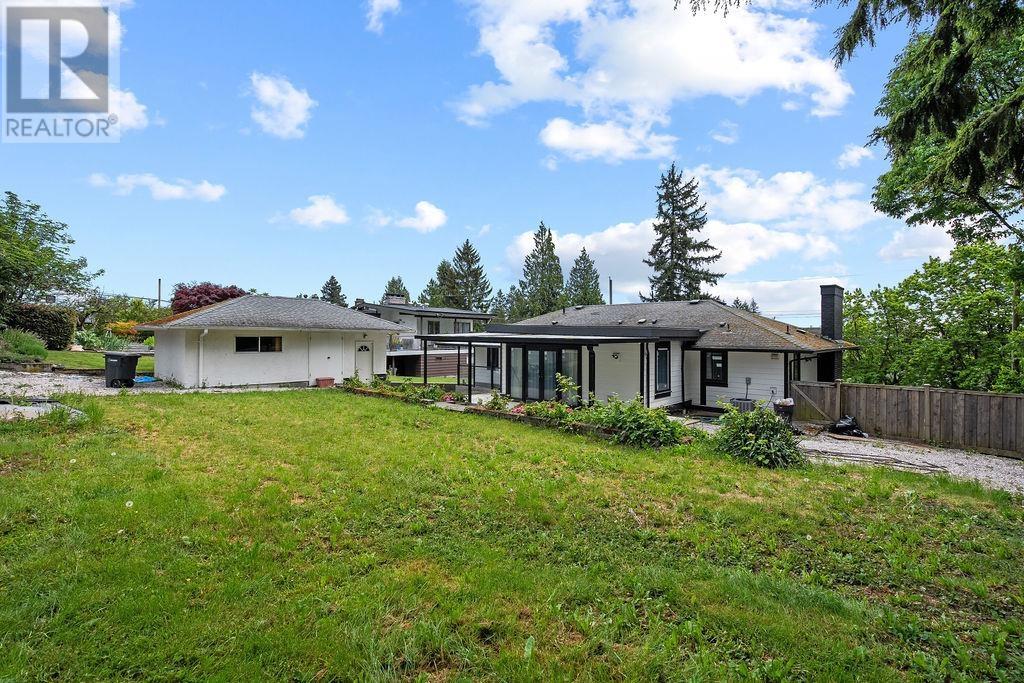 Photo 35 of 5811 Patrick Street, Burnaby BC