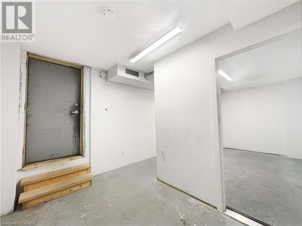 Photo 20 of 59 Dalhousie Street, Brantford ON