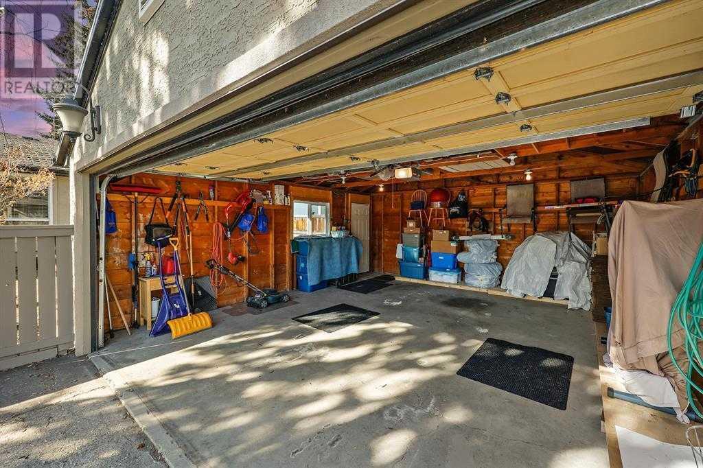 Single Family House Bungalow for Sale in   Avenue NW West Hillhurst Calgary 