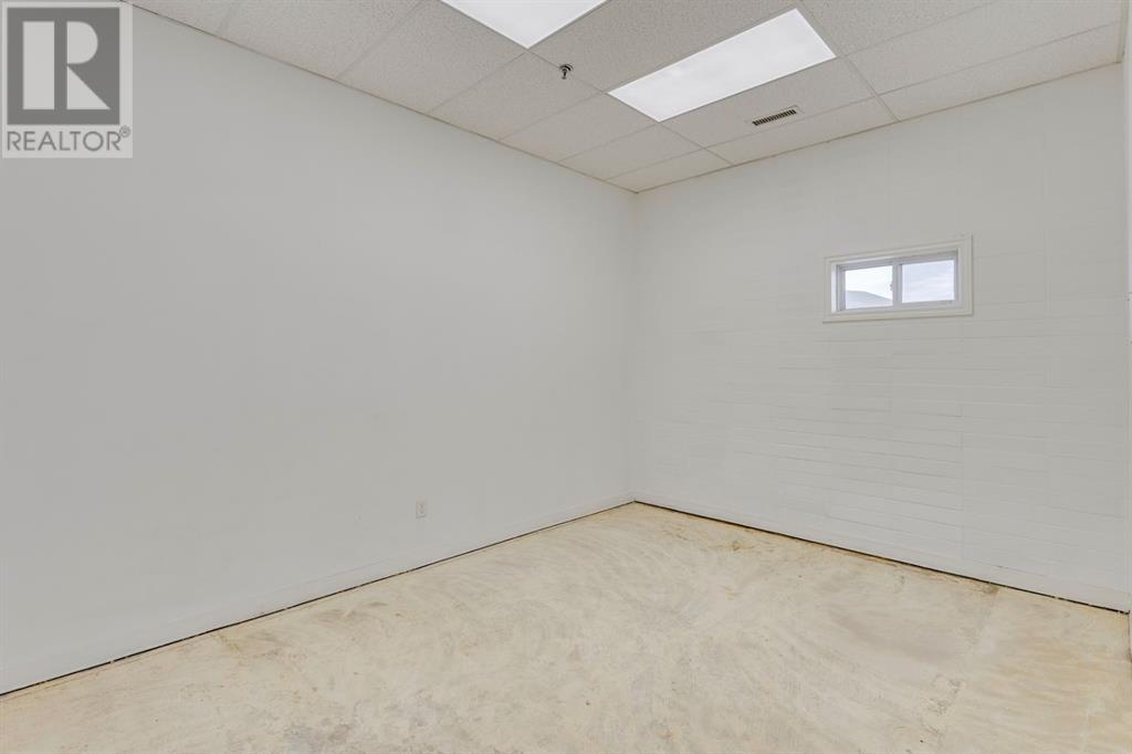 30 Reidel Street, Fort McMurray
