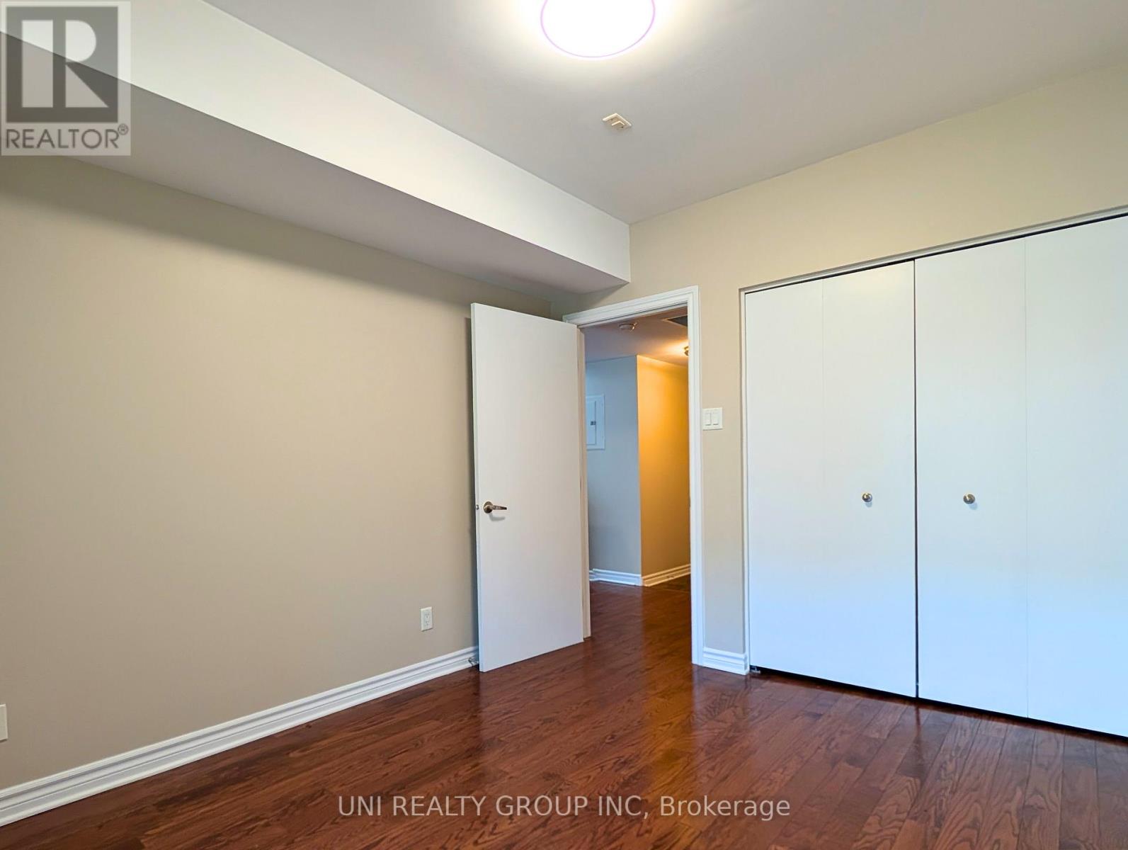 Photo 5 of 409 250 Lett Street, Ottawa ON