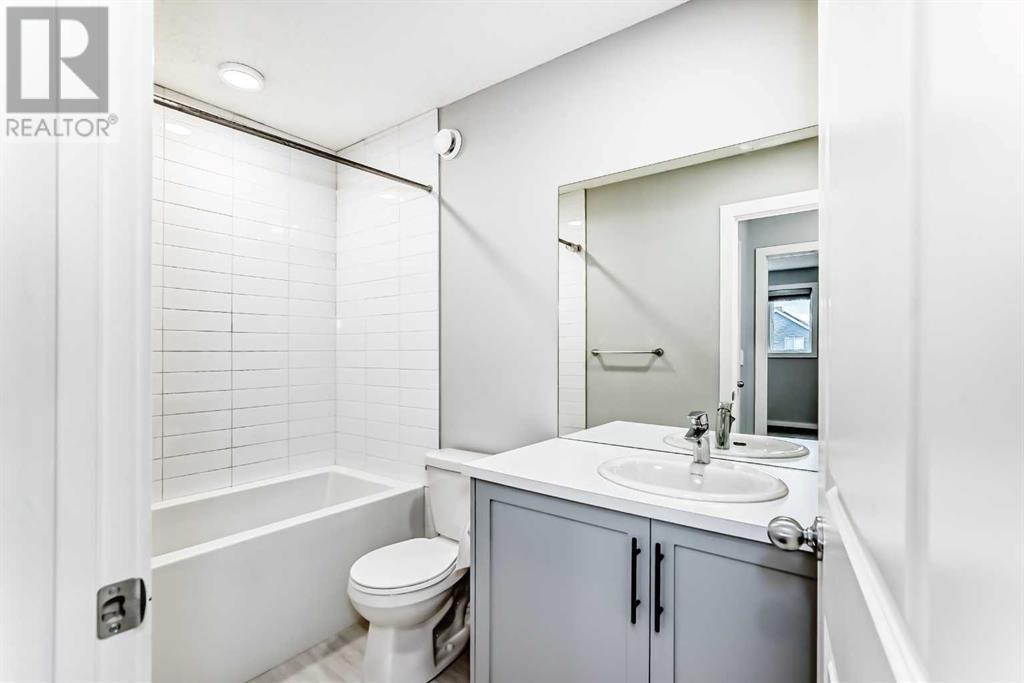 Single Family House for Sale in  Lavender Manor SE Rangeview Calgary 