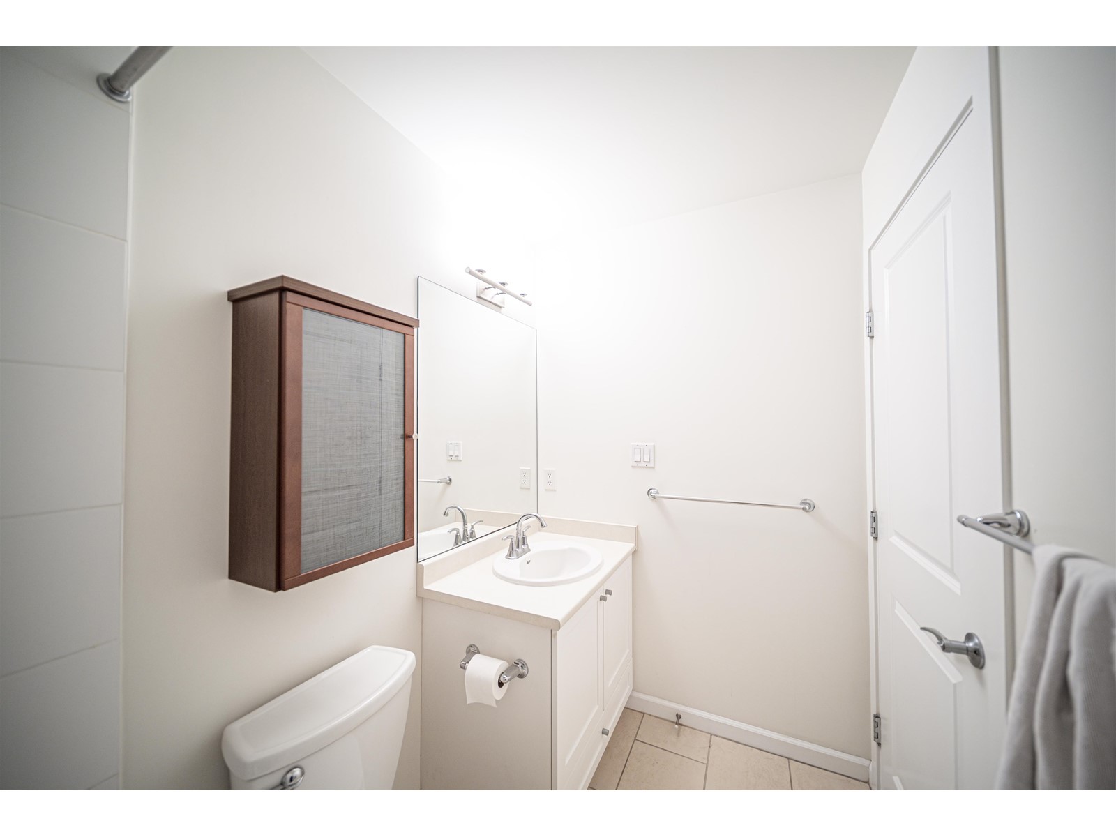 Photo 27 of 413 15322 101 Avenue, Surrey BC