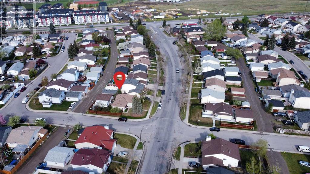 Single Family House for Sale in  Applewood Drive SE Applewood Park Calgary 