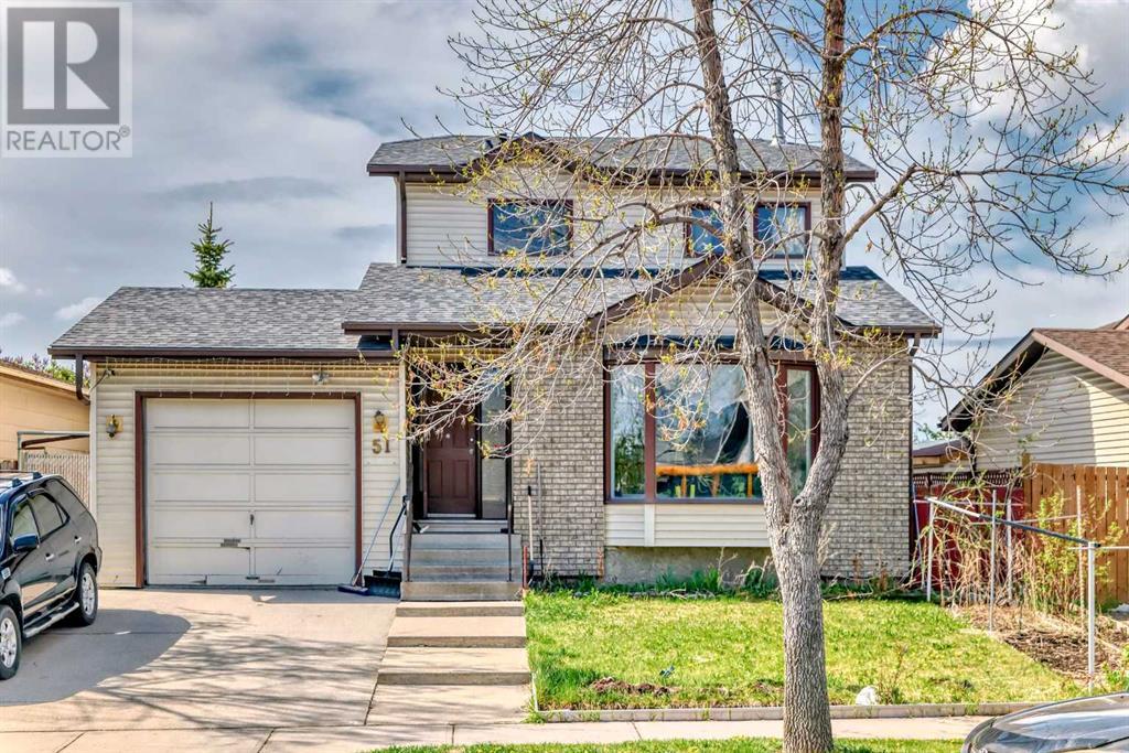 51 Applewood Drive SE, Calgary, Alberta