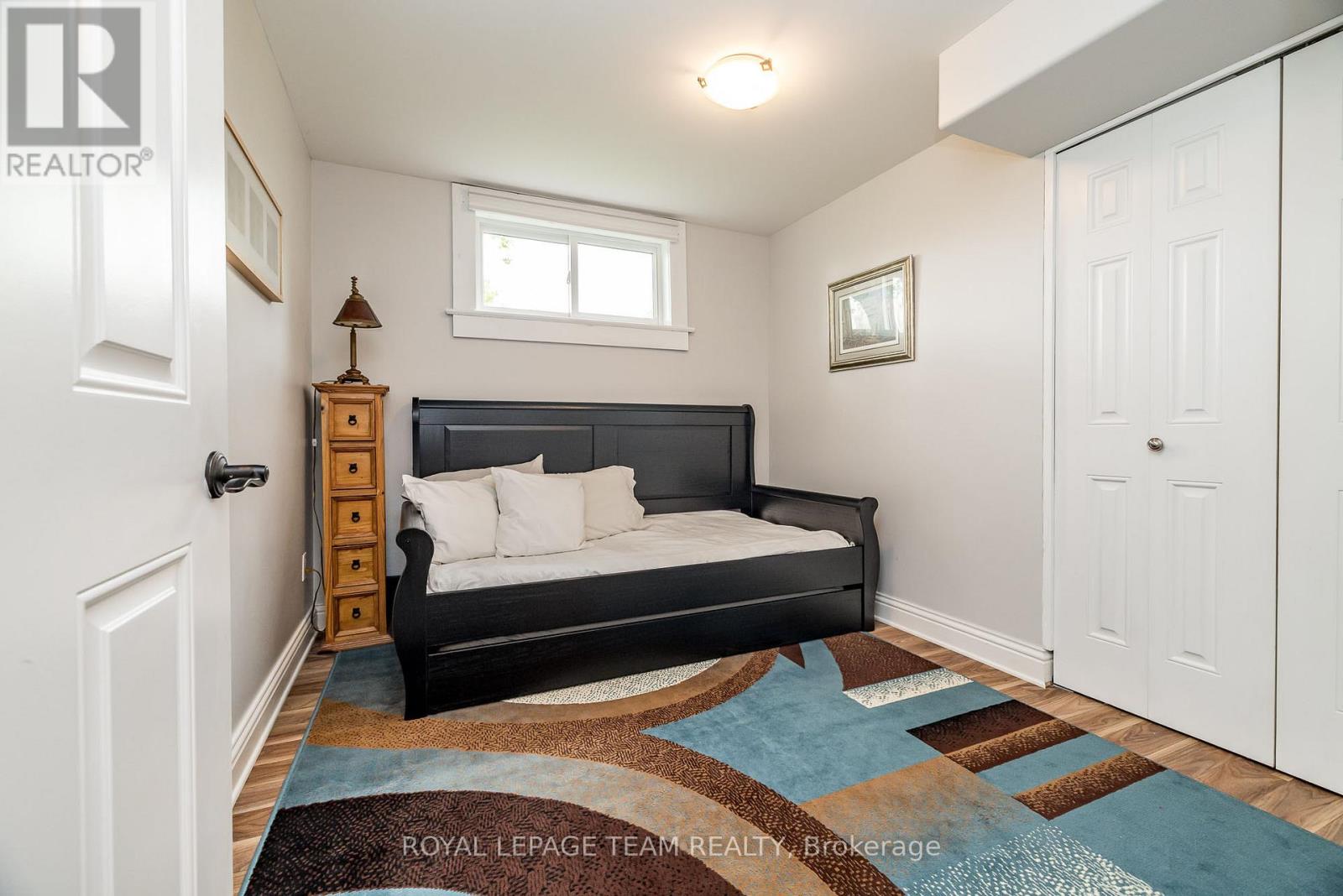 Photo 7 of 318 Broadway Street W, Merrickvillewolford ON