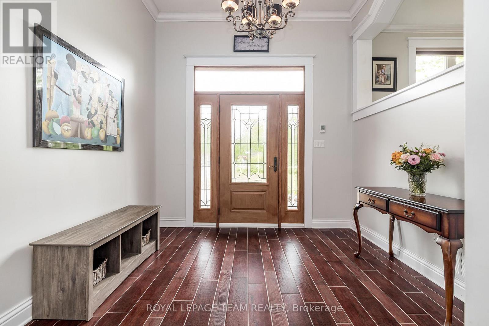 Photo 21 of 318 Broadway Street W, Merrickvillewolford ON