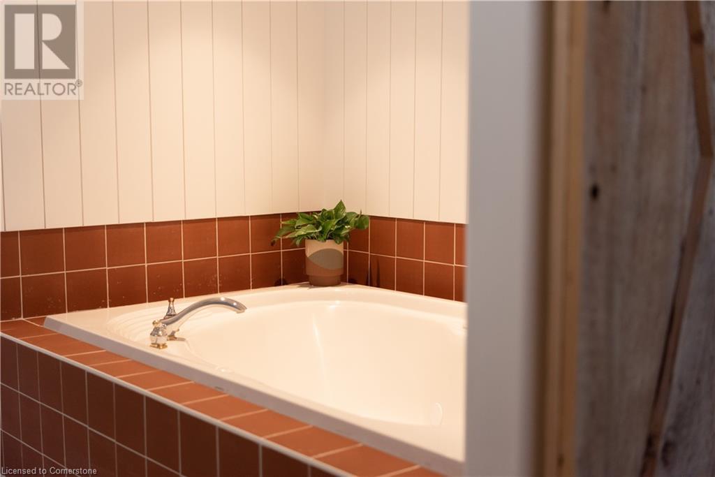Photo 38 of 90 Highland Dr Drive Unit 2250, Oromedonte ON