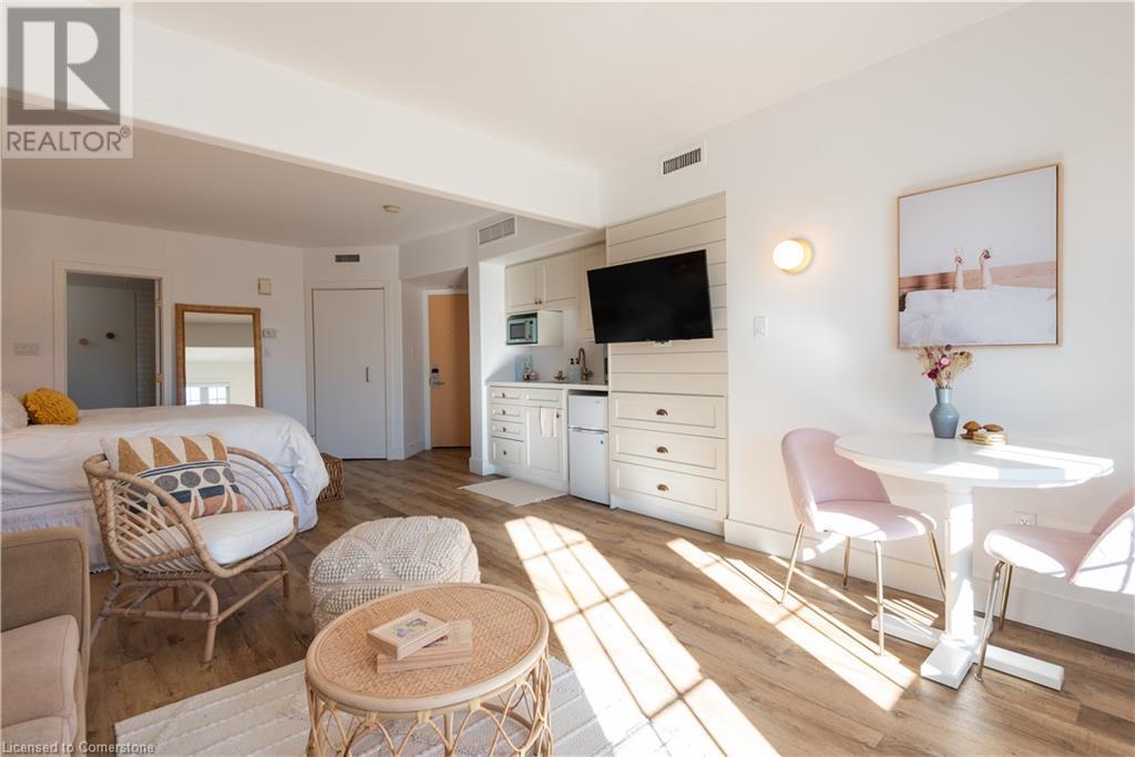 Photo 6 of 90 Highland Dr Drive Unit 2250, Oromedonte ON