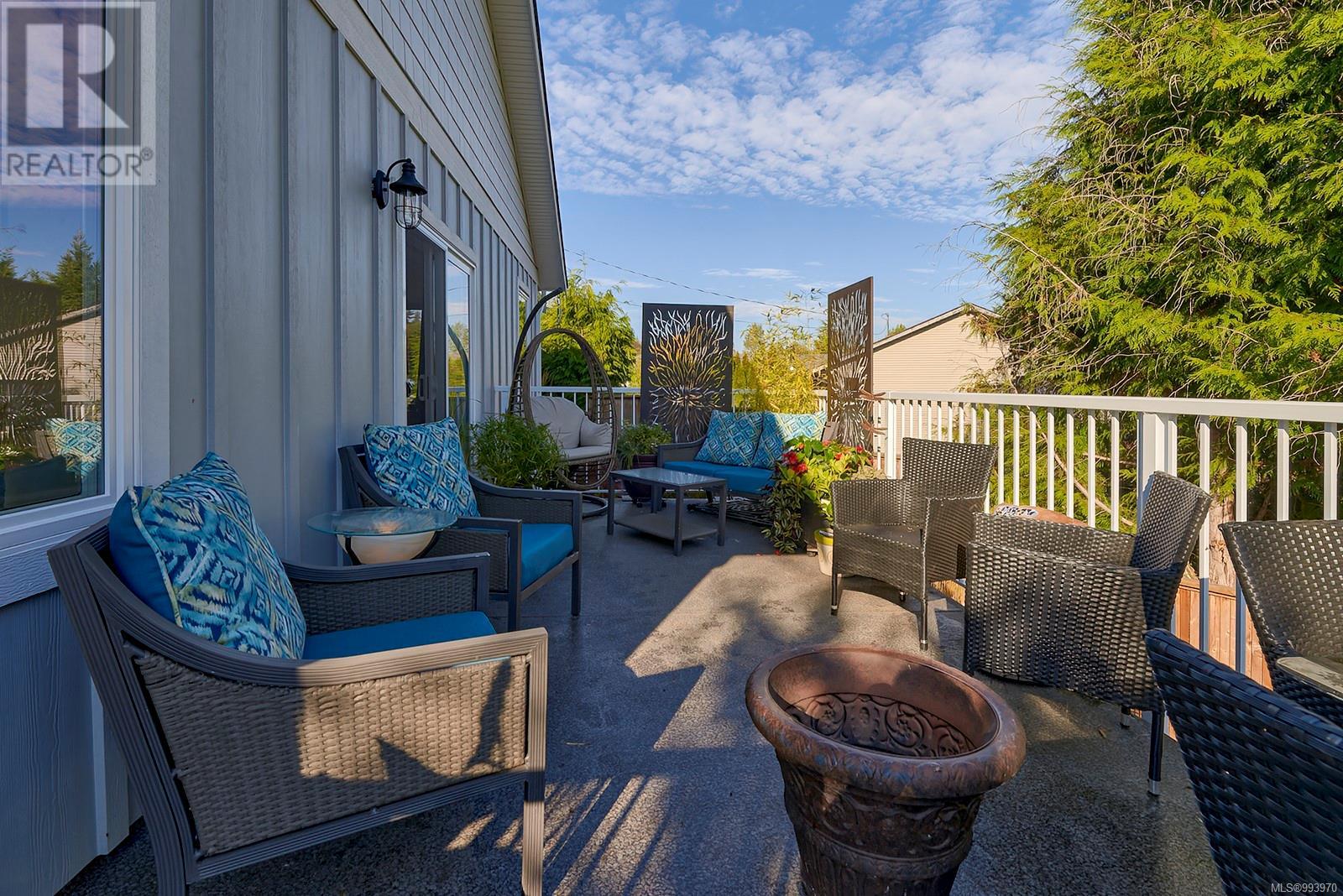 Photo 13 of 167 Bayridge Pl, Bowser BC