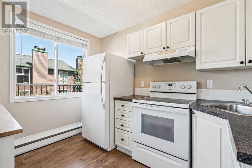 Single Family House for Sale in    Avenue SW Bankview Calgary 