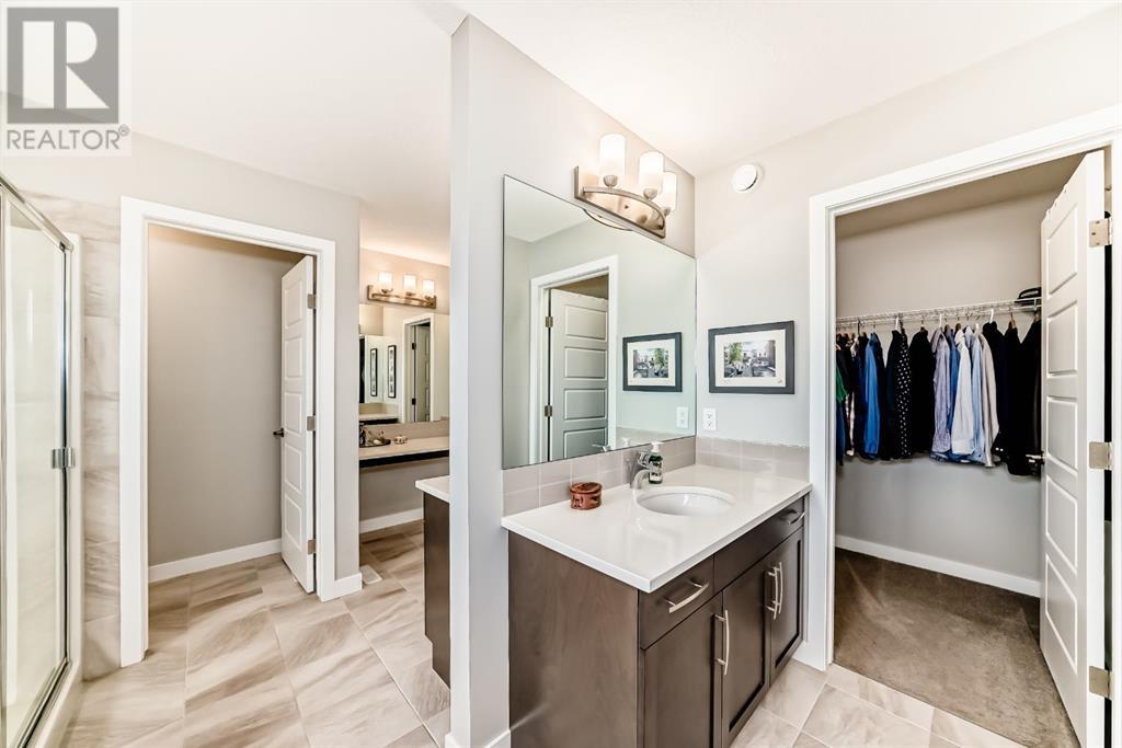 166 Riviera View, Cochrane, Alberta