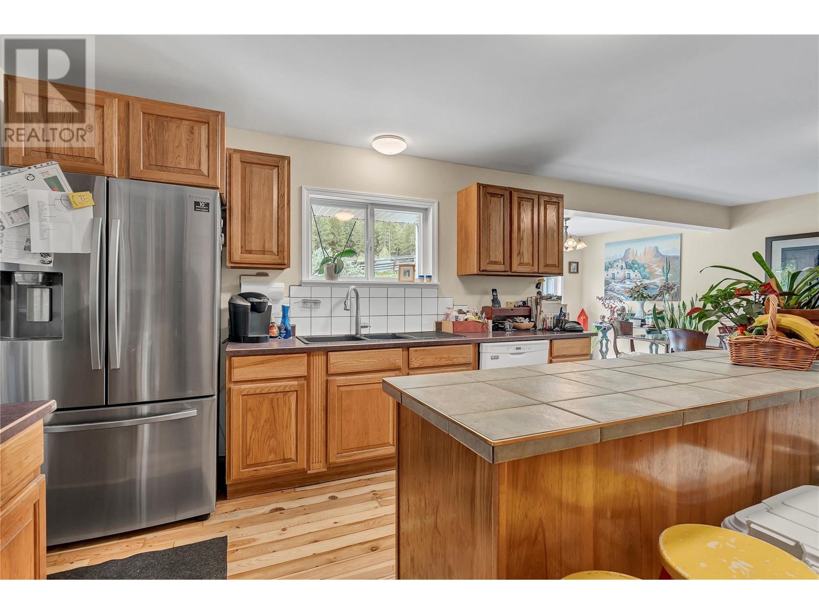 1167 Highway 3 - 9