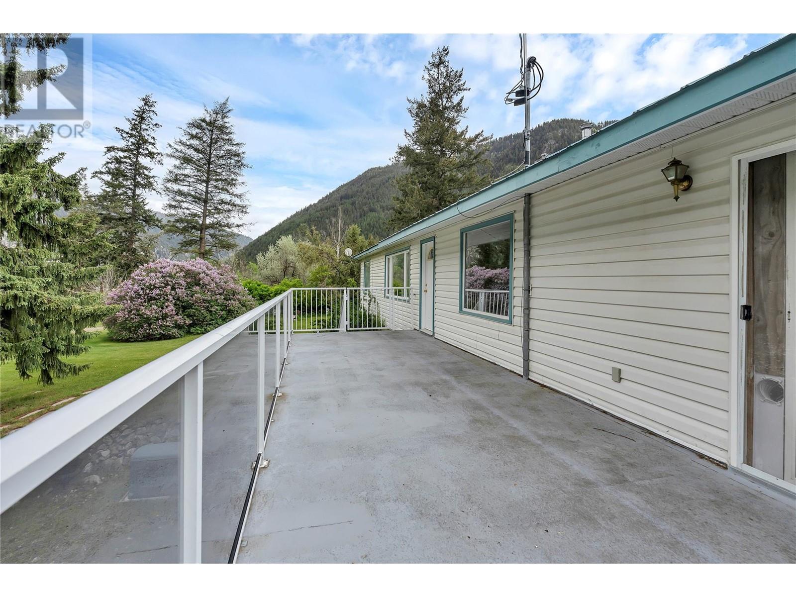 1167 Highway 3 - 39
