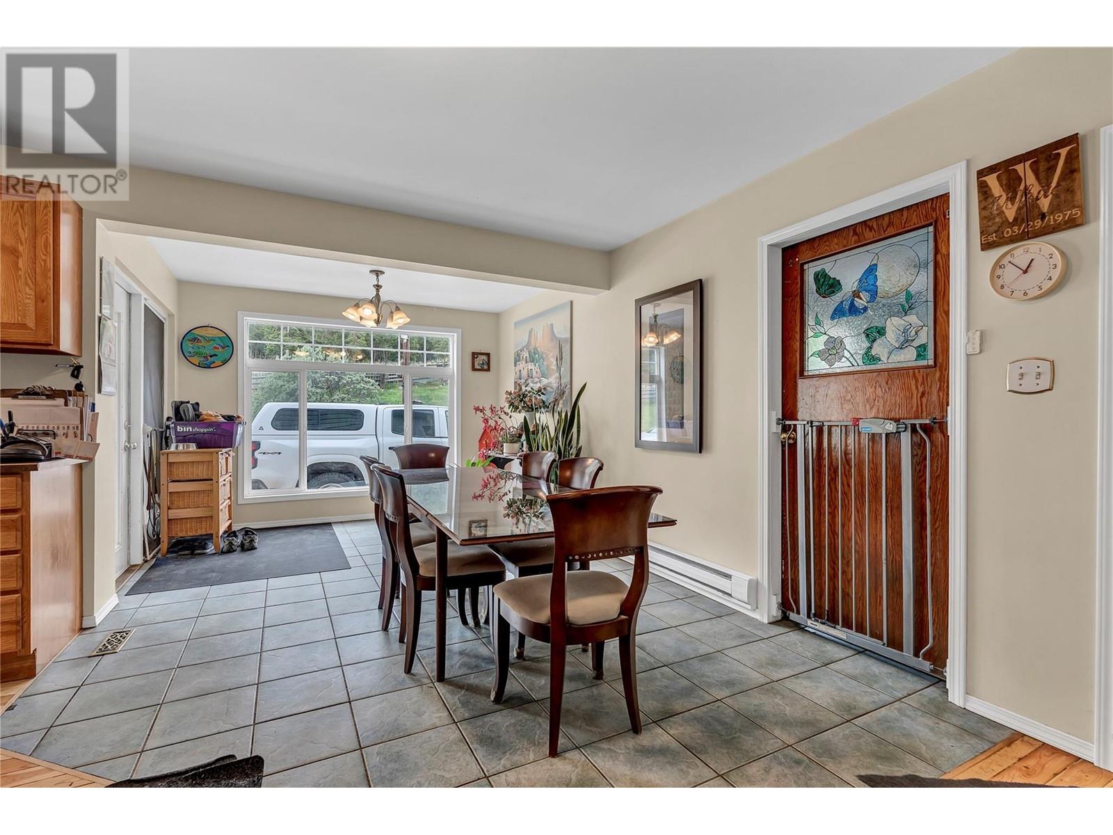 1167 Highway 3 - 11