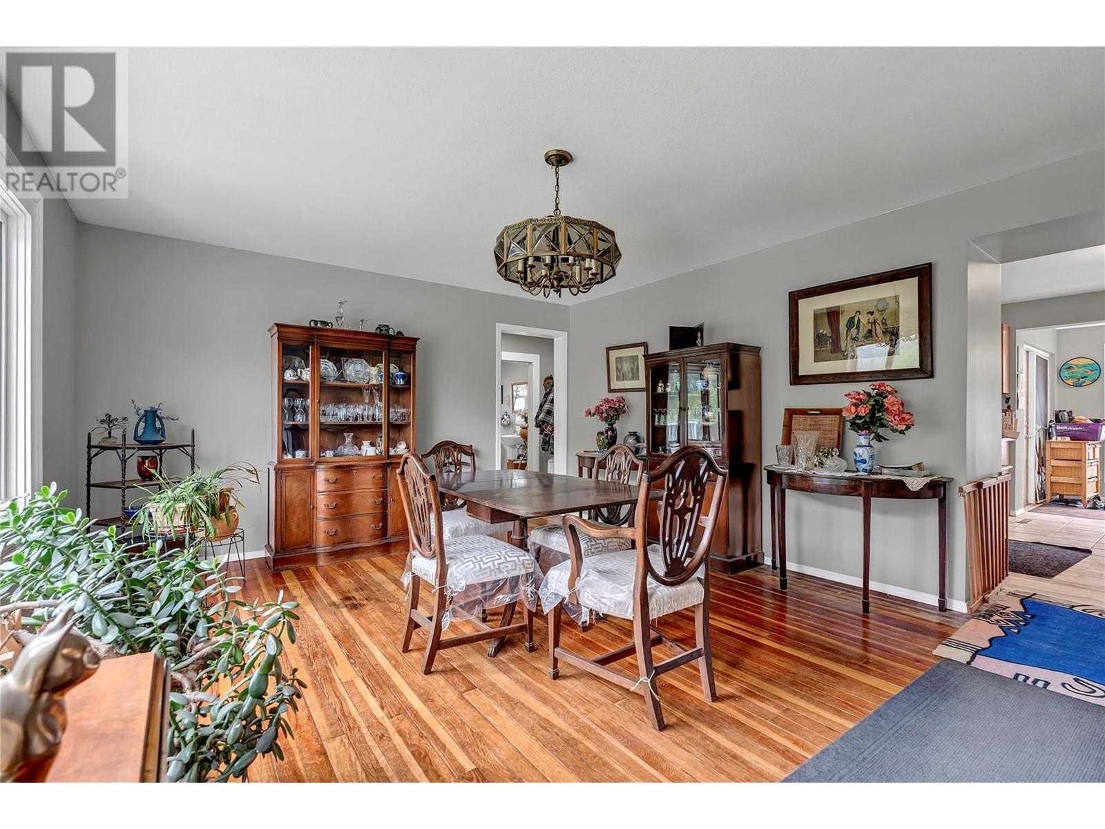 1167 Highway 3 - 13