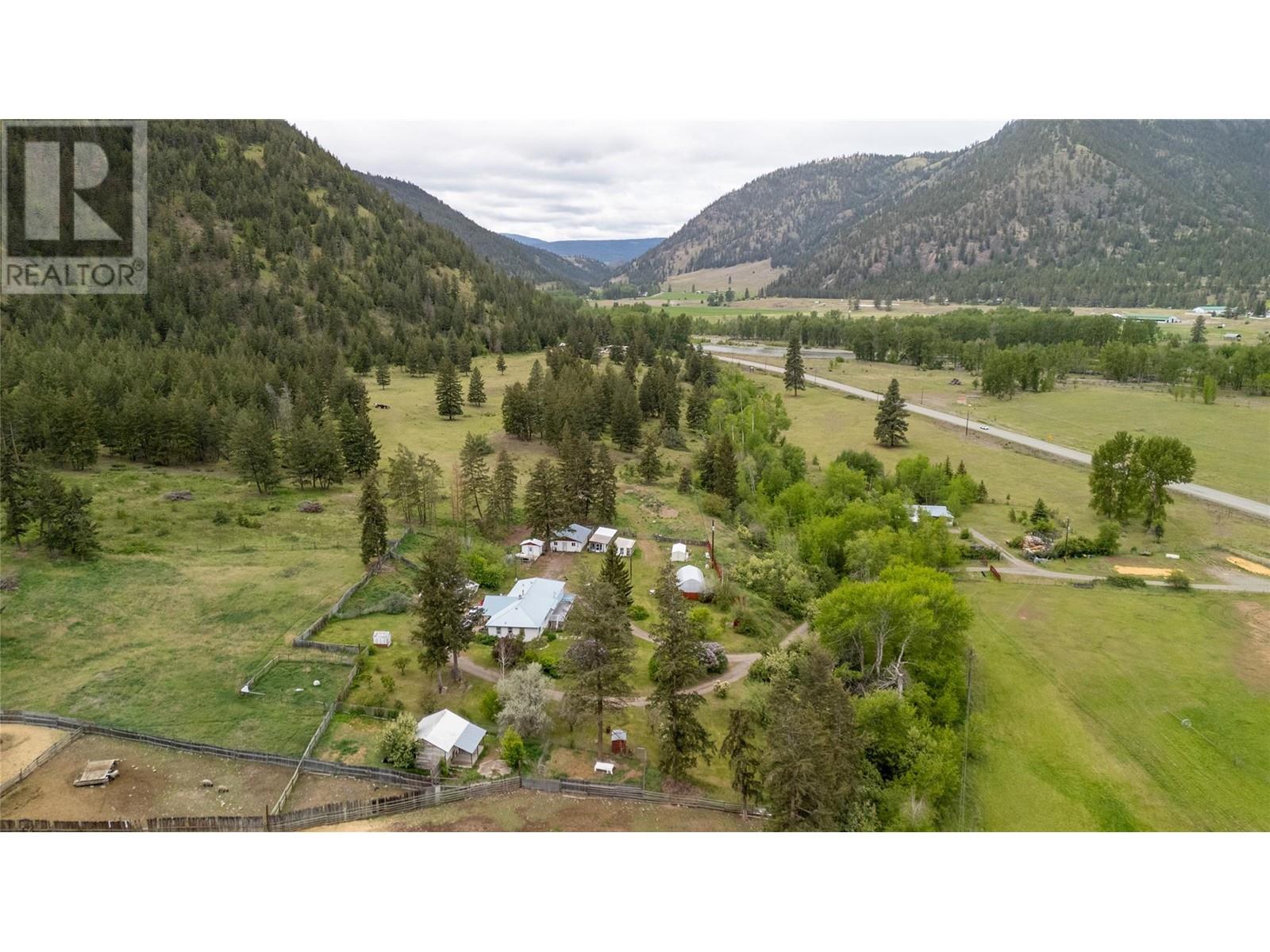 1167 Highway 3 - 61