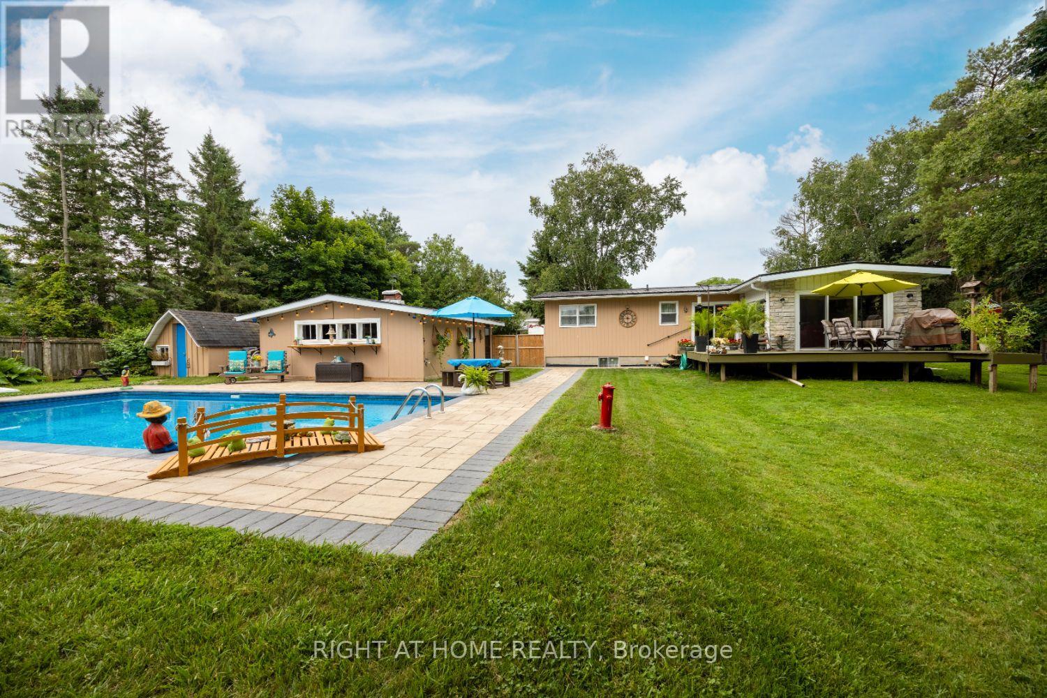 Photo 29 of 141 Platten Boulevard, Scugog ON