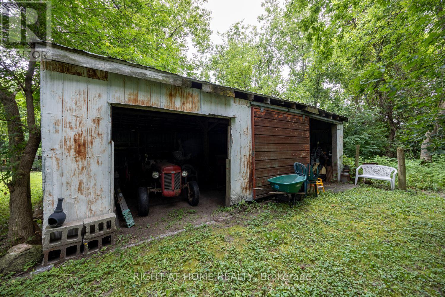 Photo 43 of 141 Platten Boulevard, Scugog ON
