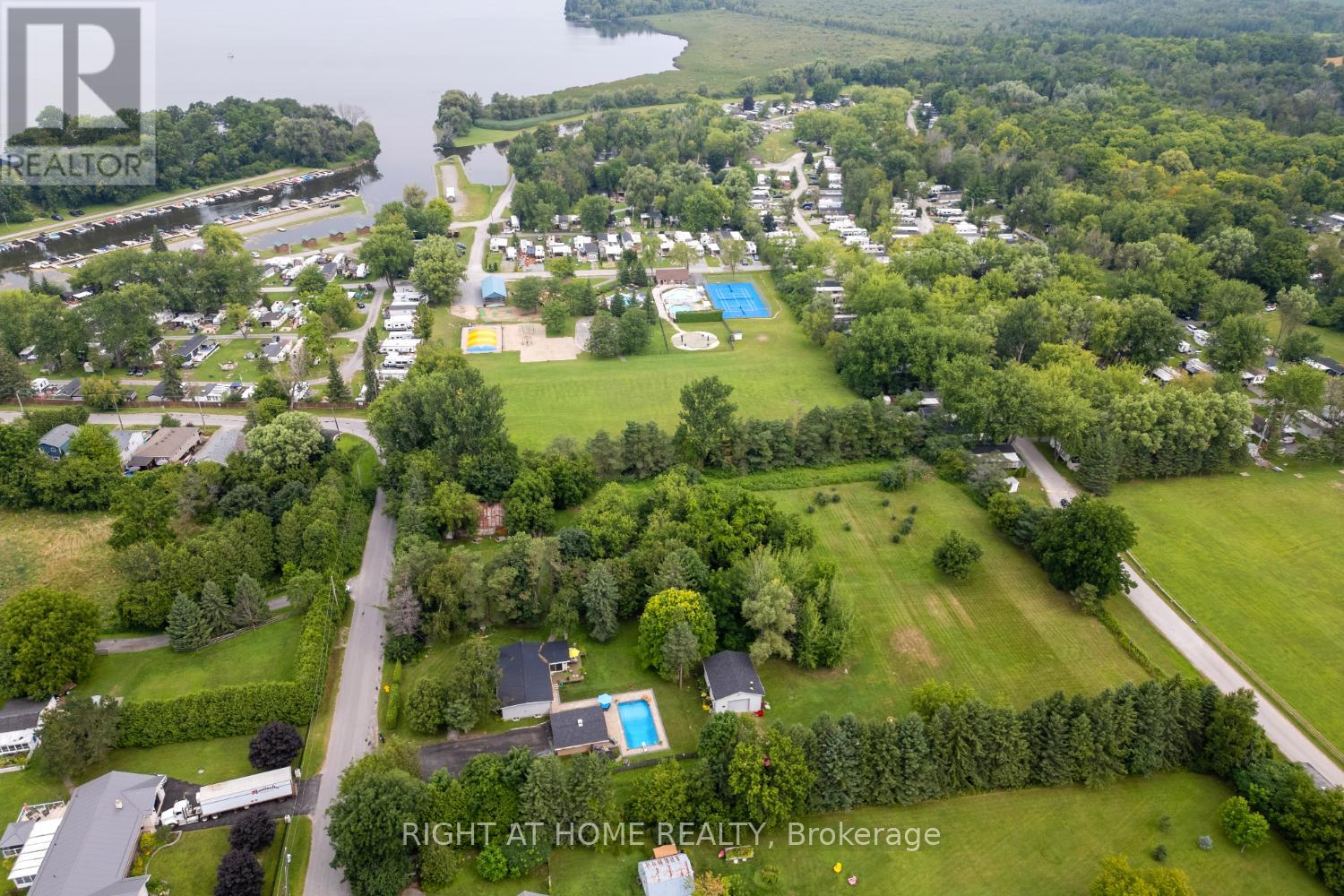 Photo 45 of 141 Platten Boulevard, Scugog ON
