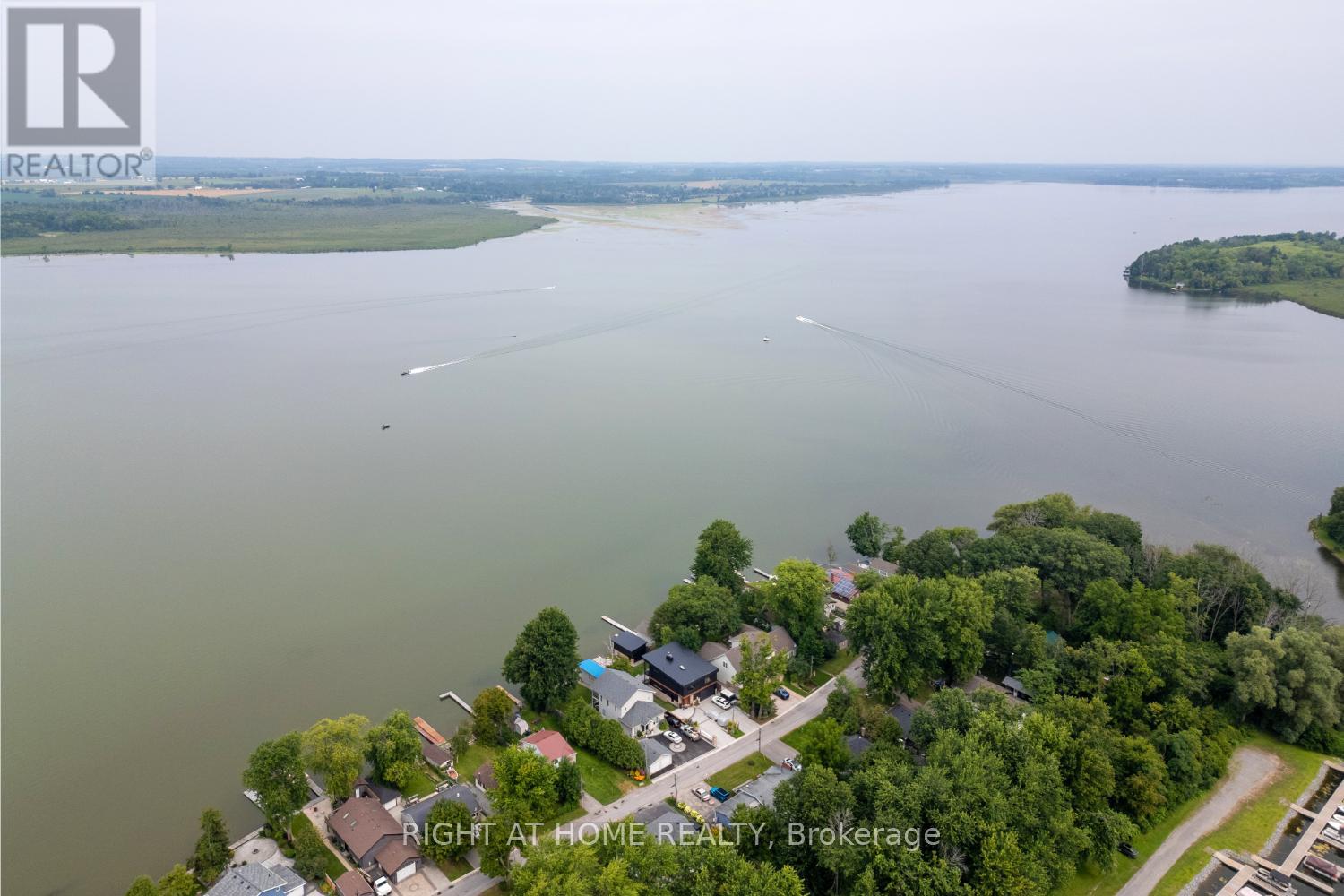 Photo 49 of 141 Platten Boulevard, Scugog ON