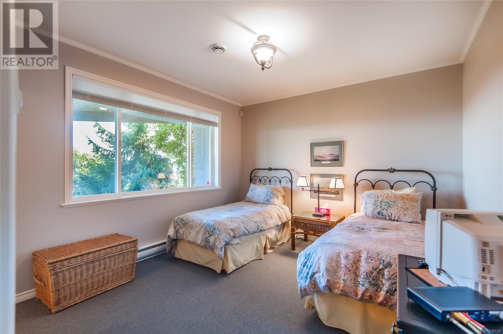 Photo 32 of 3748 Glen Oaks Dr, Nanaimo BC