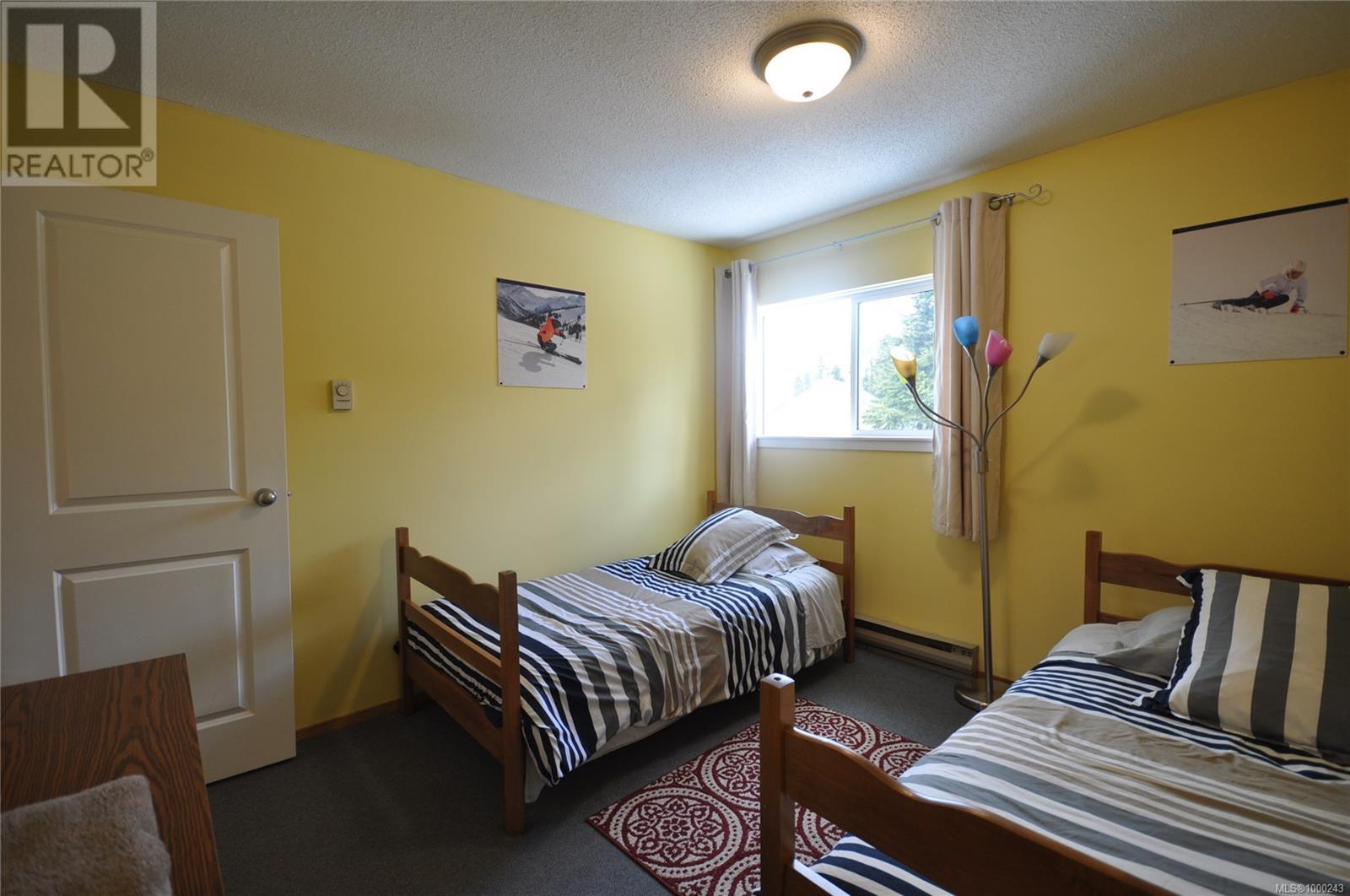 307 695 Castle Crag Cres, Courtenay