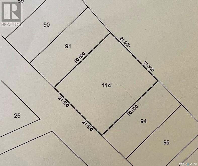 Photo 3 of 114 Estates Drive, Elk Ridge SK