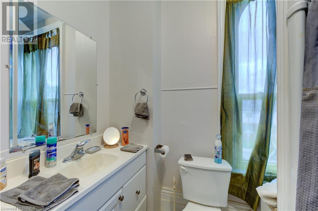 Photo 21 of 23 Lyons Avenue, Brantford ON