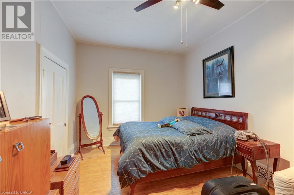 Photo 22 of 23 Lyons Avenue, Brantford ON