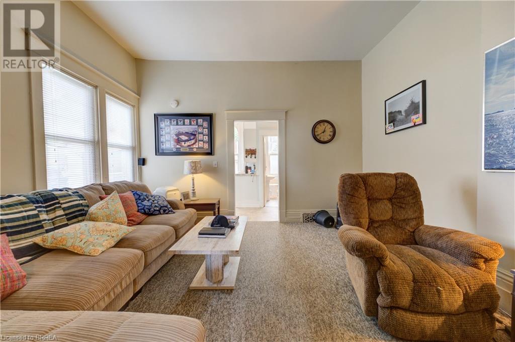 Photo 37 of 23 Lyons Avenue, Brantford ON