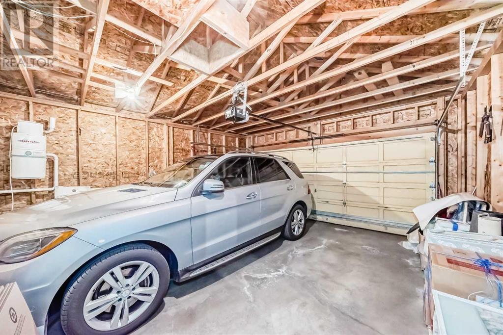 Single Family House for Sale in  Edgebrook Drive NW Edgemont Calgary 
